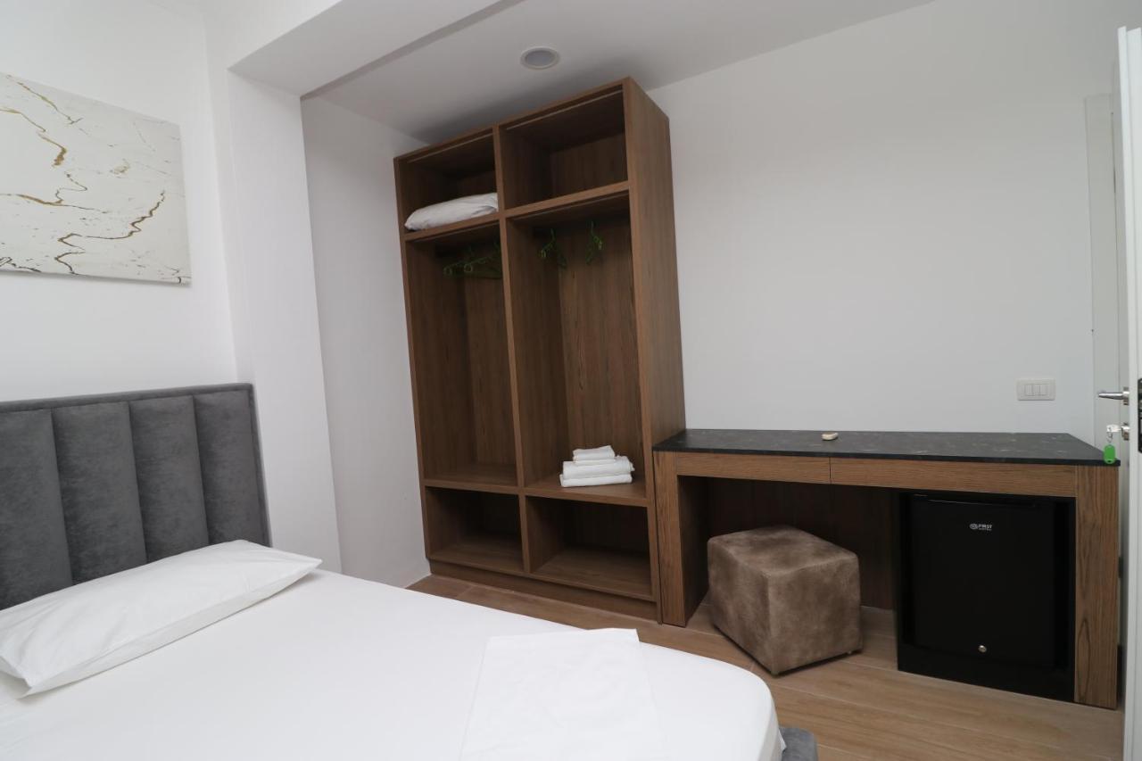 Hotel Kristal Vlorë 외부 사진